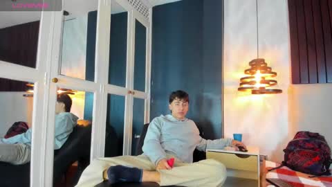 Snapshot of alessandro_dybala chatting on 02.23.25 Alessandro Dybala online show from 02.23.25