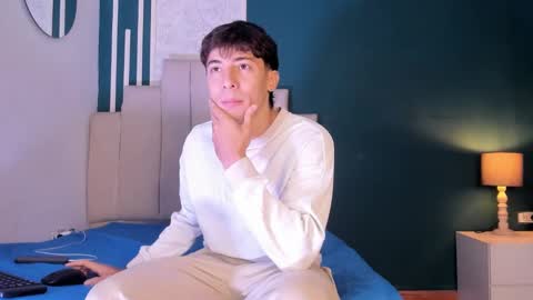 Alessandro Dybala online show from 11.12.25