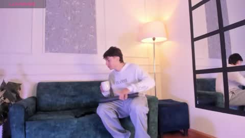 Alessandro Dybala online show from 11.18.25