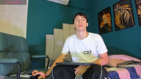 Alessandro Dybala online show from 12.22.25