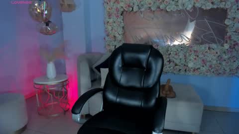 ALESSA ROMERO  online show from 12.17.25