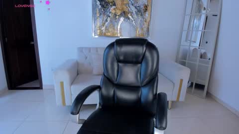 ALESSA ROMERO  online show from 03.20.26