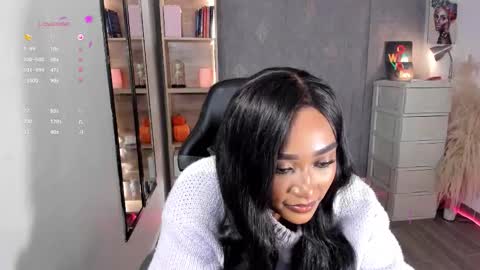 Snapshot of alessia_anderson07 chatting on 10.24.25 Yy online show from 10.24.25