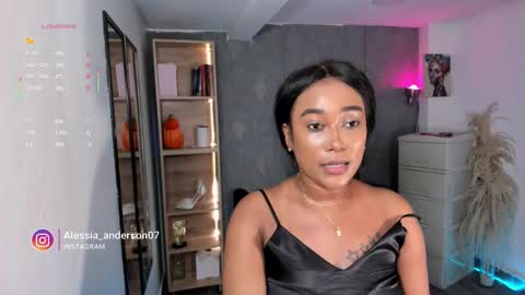 Snapshot of alessia_anderson07 chatting on 11.01.25 Yy online show from 11.01.25