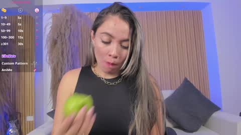 Alessia  Everyday From 0530 to 1430 Col Time online show from 02.06.25