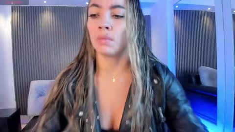 Alessia  Everyday From 0530 to 1430 Col Time online show from 11.04.25