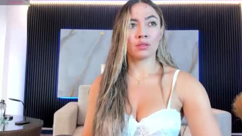 Alessia  Everyday From 0530 to 1430 Col Time online show from 11.08.25