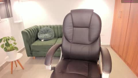  Alessia Will  online show from 03.18.26