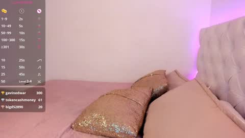 Snapshot of alessiabaum18 chatting on 12.31.24 CATA online show from 12.31.24