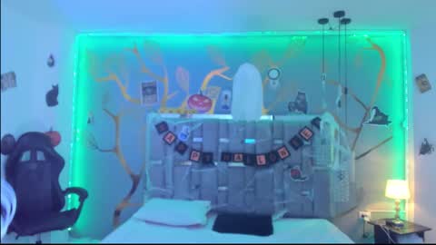 Alessia online show from 10.31.25