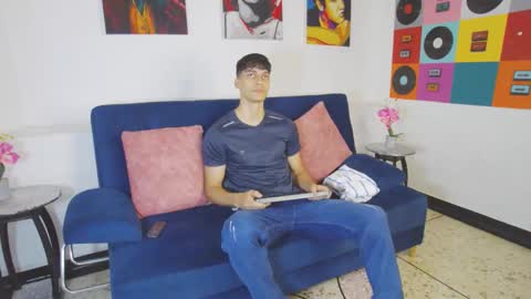 Alessio online show from 11.22.25