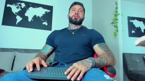 Aless Rose online show from 04.21.26