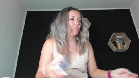 Snapshot of alesys69 chatting on 09.21.25 alesys69 online show from 09.21.25