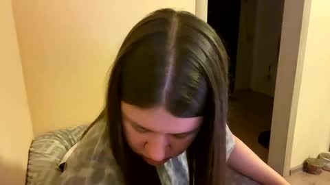 Aletta Oushen online show from 01.28.25