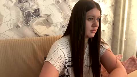 Aletta Oushen online show from 02.25.25