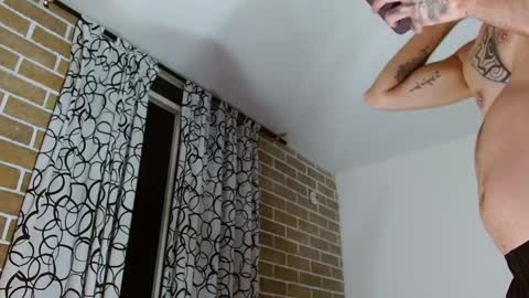 Snapshot of aleviz chatting on 02.22.26 aleviz online show from 02.22.26