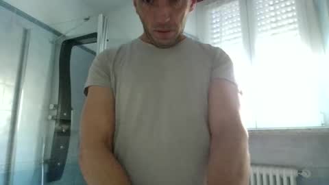 Snapshot of alex120475 chatting on 01.07.25 alex120475 online show from 01.07.25