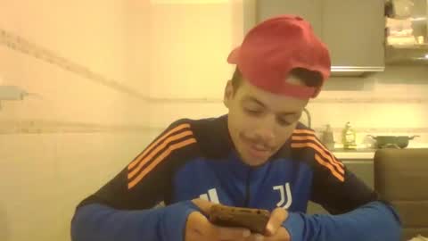 Snapshot of alex341672 chatting on 11.08.25 alex341672 online show from 11.08.25