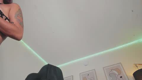 Snapshot of alex4diaz chatting on 12.28.24 Alexa online show from 12.28.24