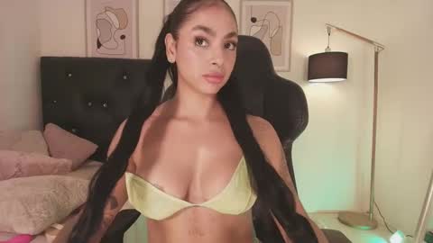 Snapshot of alex4diaz chatting on 01.11.26 Alexa online show from 01.11.26