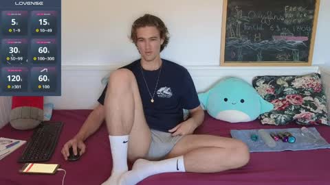 Snapshot of alex83530 chatting on 05.28.26 Alex83530 online show from 05.28.26