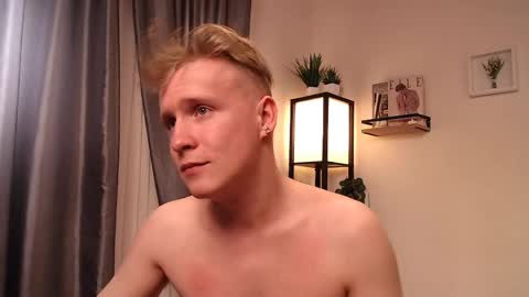 Snapshot of alex__sweet chatting on 04.25.26 your Alex online show from 04.25.26