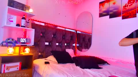 sneider online show from 11.09.25