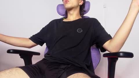 Snapshot of alex_connorr chatting on 02.08.26 alex_connorr online show from 02.08.26