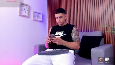 alex online show from 04.11.26