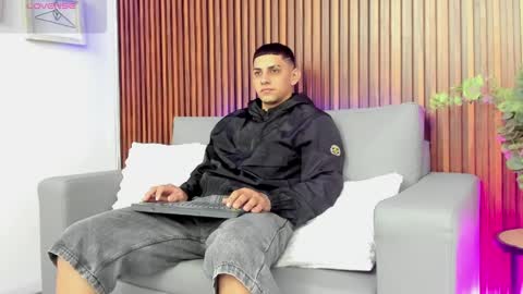 alex online show from 05.19.26