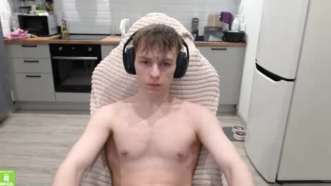 Snapshot of alex_gotcha chatting on 02.04.26 Alex online show from 02.04.26