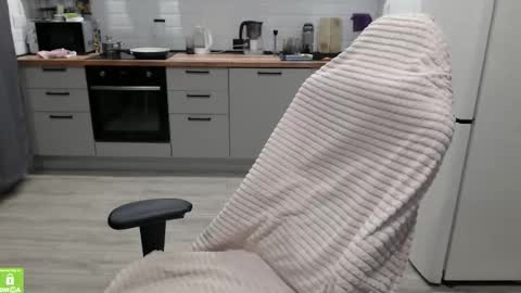 Snapshot of alex_gotcha chatting on 02.09.26 Alex online show from 02.09.26