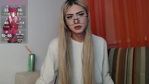 CorneliaLia inst  online show from 10.02.25