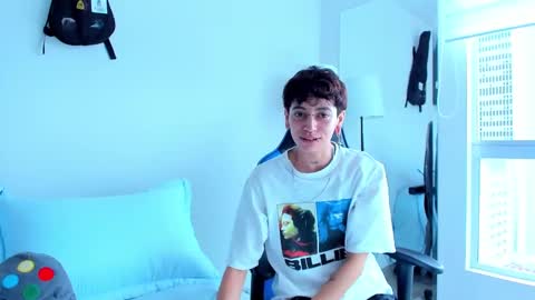 Snapshot of alex_poett chatting on 01.23.25 Residente0xxx online show from 01.23.25