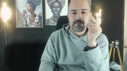 Snapshot of alex_saints_ce chatting on 09.17.25 Alex Saints online show from 09.17.25