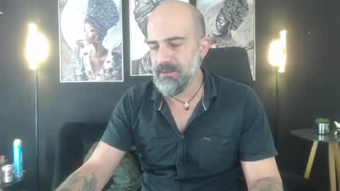 Snapshot of alex_saints_ce chatting on 04.25.26 Alex Saints online show from 04.25.26