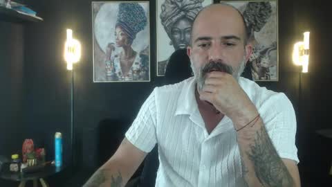 Snapshot of alex_saints_ce chatting on 04.29.26 Alex Saints online show from 04.29.26