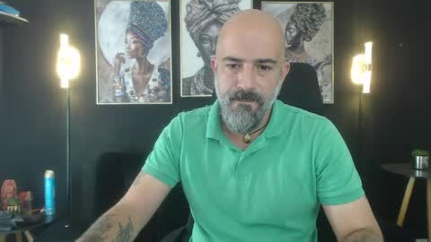 Snapshot of alex_saints_ce chatting on 04.30.26 Alex Saints online show from 04.30.26