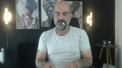 Snapshot of alex_saints_ce chatting on 05.05.26 Alex Saints online show from 05.05.26