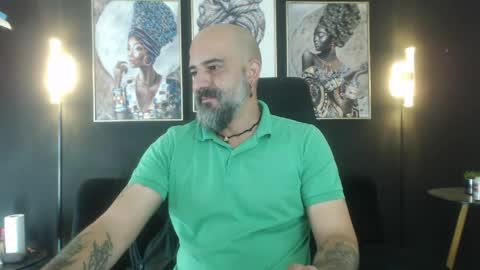 Snapshot of alex_saints_ce chatting on 05.11.26 Alex Saints online show from 05.11.26