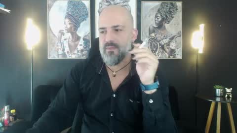 Snapshot of alex_saints_ce chatting on 05.18.26 Alex Saints online show from 05.18.26