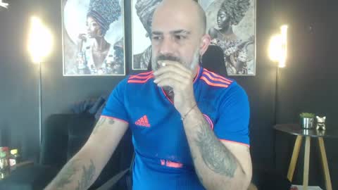 Snapshot of alex_saints_ce chatting on 05.25.26 Alex Saints online show from 05.25.26