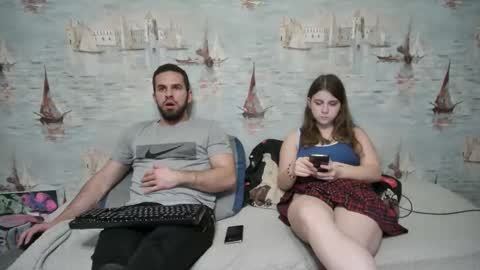 Snapshot of alex_sarah_sex chatting on 10.12.25 Alex and Sarah online show from 10.12.25
