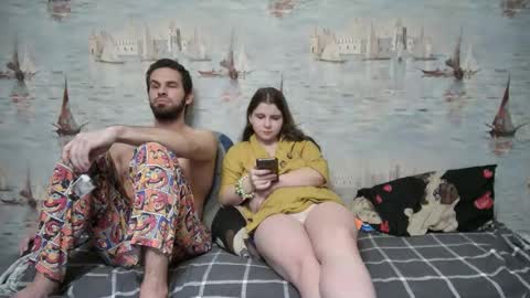 Alex and Sarah online show from 11.16.25