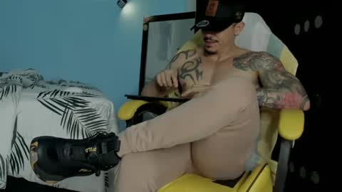 alex_sthorm online show from 10.02.25