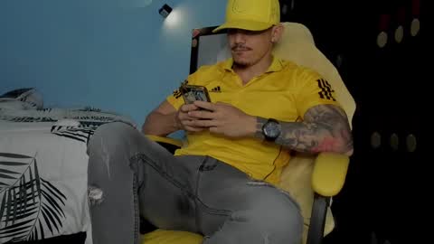 alex_sthorm online show from 10.11.25