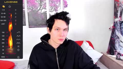 Alex WandHot online show from 11.16.25