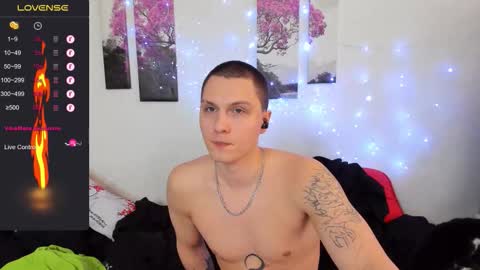 Alex WandHot online show from 02.03.26