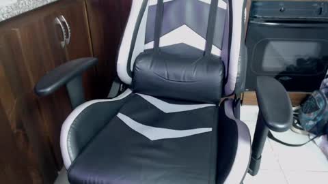 alex_xhunter online show from 04.02.26