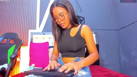 alexa andherson online show from 01.08.25